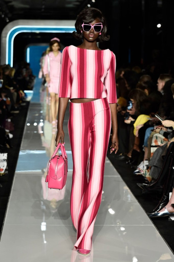 Fotoservizio/FW 18-19/WOMEN/MOSCHINO/DP2/6