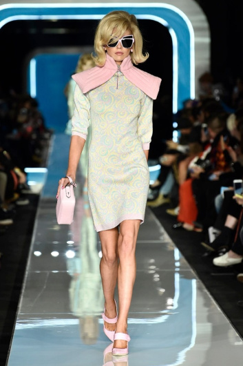 Fotoservizio/FW 18-19/WOMEN/MOSCHINO/DP2/8