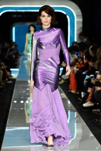 Fotoservizio/FW 18-19/WOMEN/MOSCHINO/DP2/0