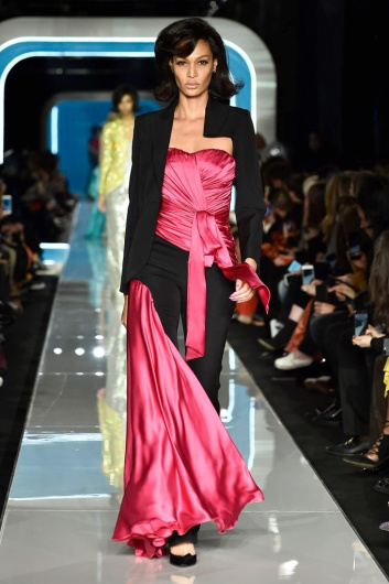 Fotoservizio/FW 18-19/WOMEN/MOSCHINO/DP2/1