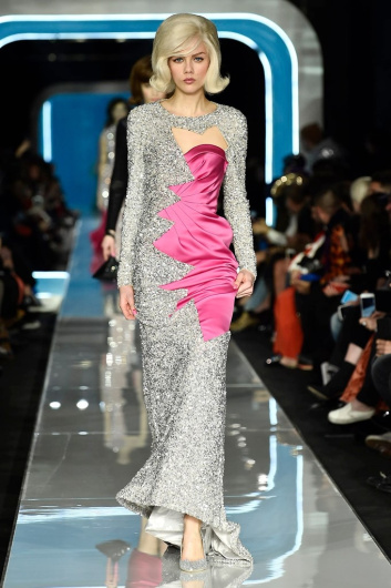 Fotoservizio/FW 18-19/WOMEN/MOSCHINO/DP2/5