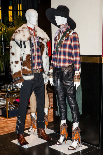 Fotoservizio/FW 18-19/WOMEN/DSQUARED2/DP2/9