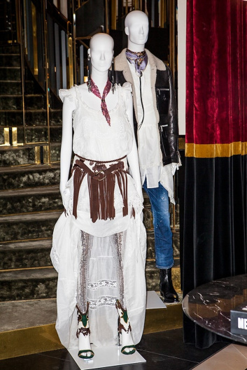 Fotoservizio/FW 18-19/WOMEN/DSQUARED2/DP2/11