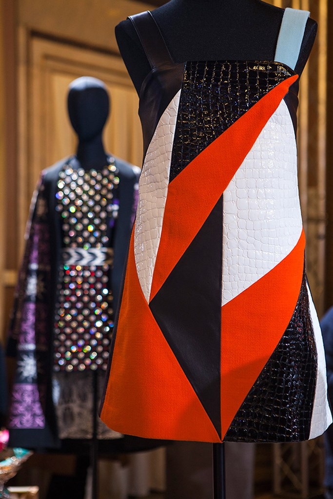 Fotoservizio/FW 18-19/WOMEN/FAUSTO PUGLISI/DP2/0