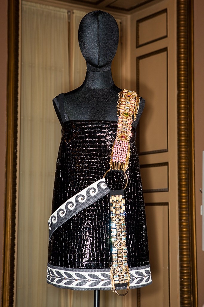 Fotoservizio/FW 18-19/WOMEN/FAUSTO PUGLISI/DP2/4