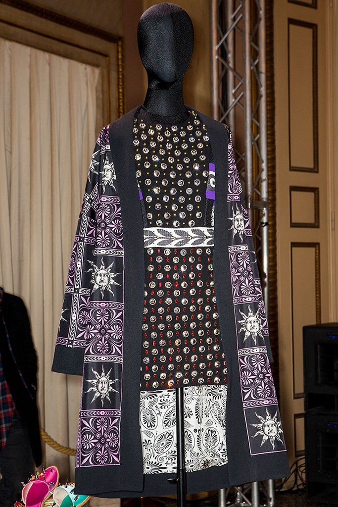 Fotoservizio/FW 18-19/WOMEN/FAUSTO PUGLISI/DP2/24