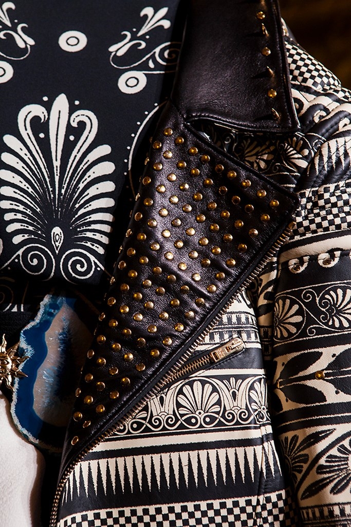 Fotoservizio/FW 18-19/WOMEN/FAUSTO PUGLISI/DP2/47