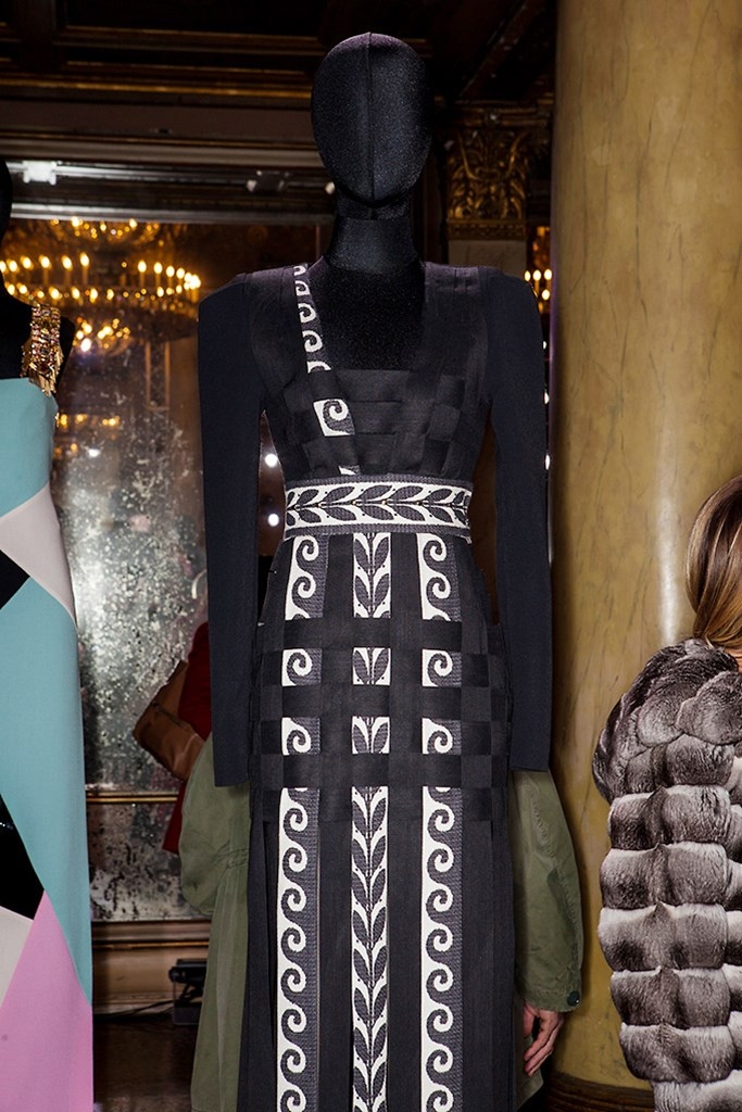 Fotoservizio/FW 18-19/WOMEN/FAUSTO PUGLISI/DP2/45