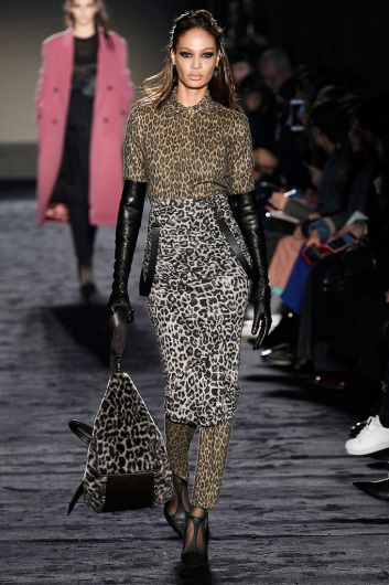 Fotoservizio/FW 18-19/WOMEN/MAX MARA/DP2/6