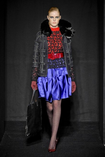 Fotoservizio/FW 2012-2013/WOMEN/MAURIZIO PECORARO/3
