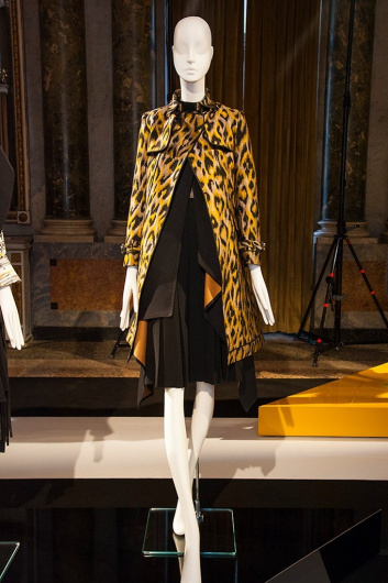 Fotoservizio/FW 18-19/WOMEN/SHANGHAI TANG/DP2/13