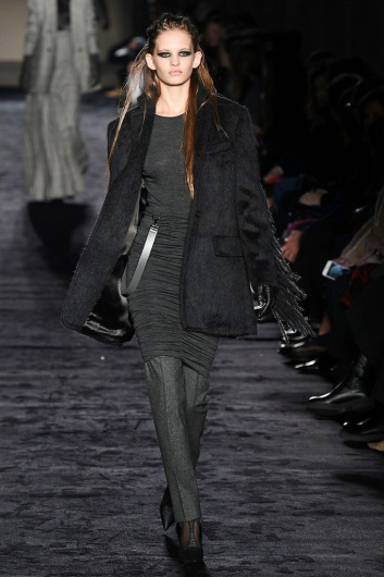 Fotoservizio/FW 18-19/WOMEN/MAX MARA/DP2/1