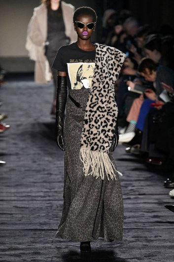 Fotoservizio/FW 18-19/WOMEN/MAX MARA/DP2/1