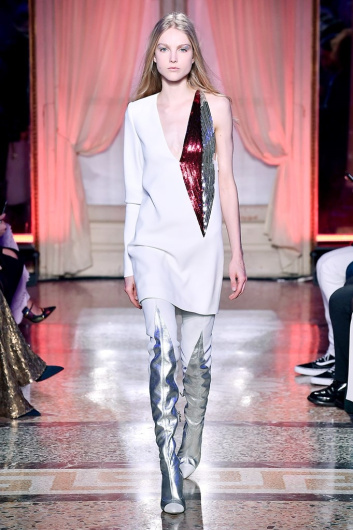 Fotoservizio/FW 18-19/WOMEN/GENNY/DP2/1
