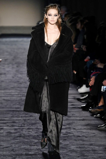 Fotoservizio/FW 18-19/WOMEN/MAX MARA/DP2/15