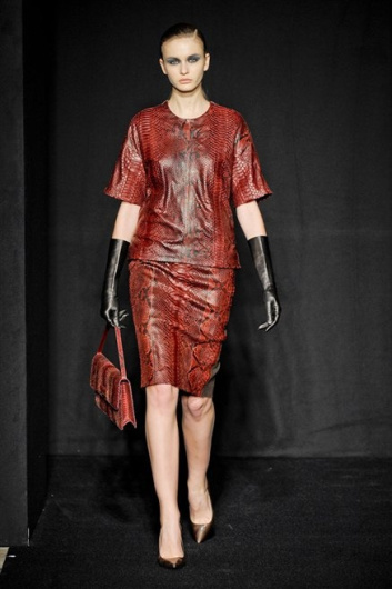 Fotoservizio/FW 2012-2013/WOMEN/MAURIZIO PECORARO/4