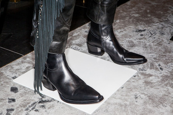 Fotoservizio/FW 18-19/WOMEN/DSQUARED2/DP2/2