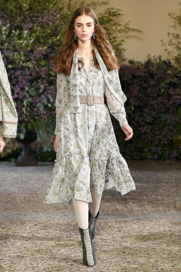 Fotoservizio/FW 18-19/WOMEN/LUISA BECCARIA/DP2/8