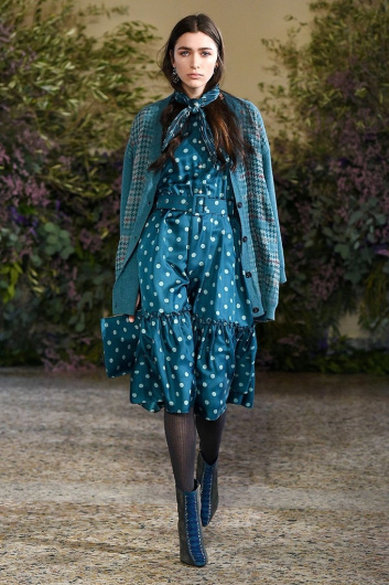 Fotoservizio/FW 18-19/WOMEN/LUISA BECCARIA/DP2/9