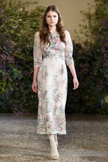 Fotoservizio/FW 18-19/WOMEN/LUISA BECCARIA/DP2/3