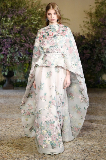 Fotoservizio/FW 18-19/WOMEN/LUISA BECCARIA/DP2/4