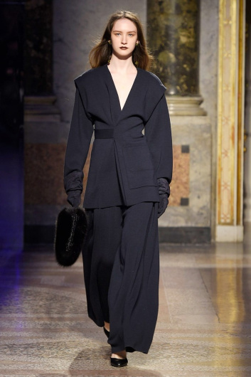 Fotoservizio/FW 18-19/WOMEN/ANTEPRIMA/DP2/2
