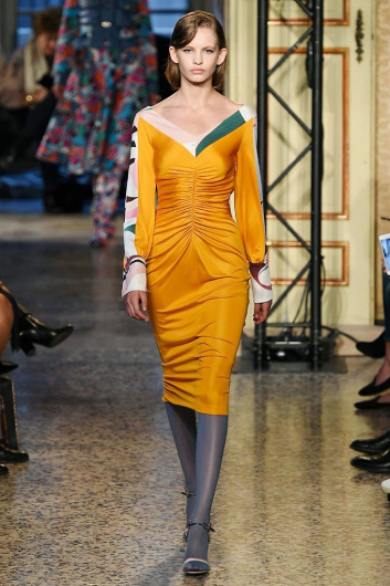 Fotoservizio/FW 18-19/WOMEN/EMILIO PUCCI/DP2/1