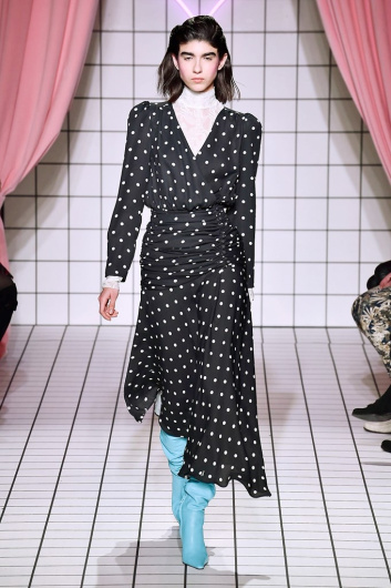 Fotoservizio/FW 18-19/WOMEN/VIVETTA/DP2/1