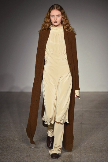 Fotoservizio/FW 18-19/WOMEN/ERIKA CAVALLINI/DP2/9