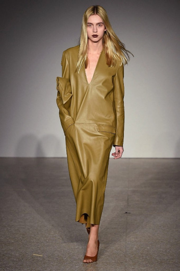 Fotoservizio/FW 18-19/WOMEN/ERIKA CAVALLINI/DP2/11