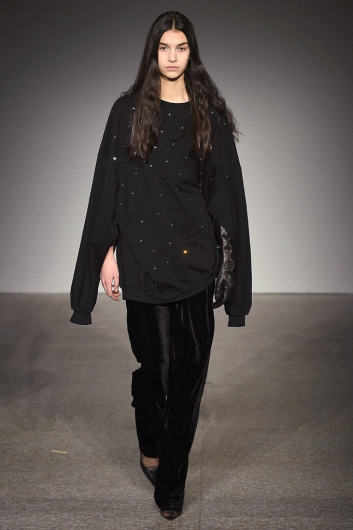 Fotoservizio/FW 18-19/WOMEN/ERIKA CAVALLINI/DP2/1