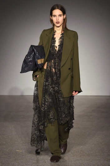 Fotoservizio/FW 18-19/WOMEN/ERIKA CAVALLINI/DP2/9