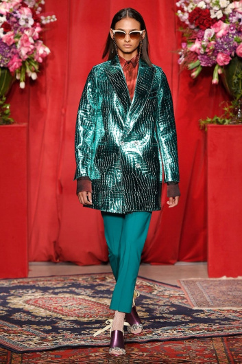 Fotoservizio/FW 18-19/WOMEN/CHRISTIAN PELLIZZARI/DP2/1