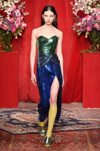 Fotoservizio/FW 18-19/WOMEN/CHRISTIAN PELLIZZARI/DP2/1