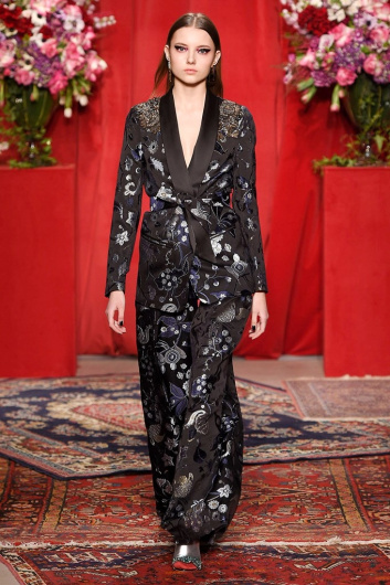 Fotoservizio/FW 18-19/WOMEN/CHRISTIAN PELLIZZARI/DP2/1