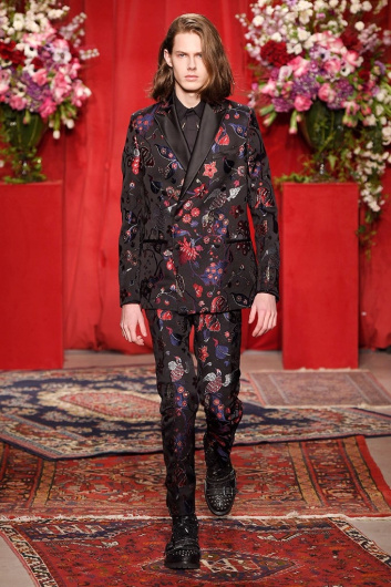 Fotoservizio/FW 18-19/WOMEN/CHRISTIAN PELLIZZARI/DP2/2