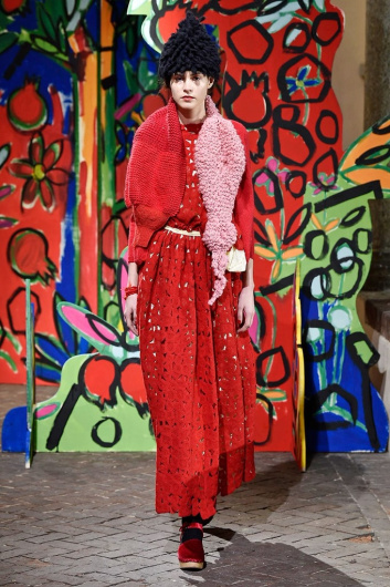 Fotoservizio/FW 18-19/WOMEN/DANIELA GREGIS/DP2/3