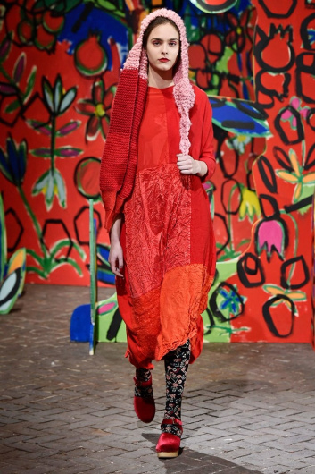 Fotoservizio/FW 18-19/WOMEN/DANIELA GREGIS/DP2/3