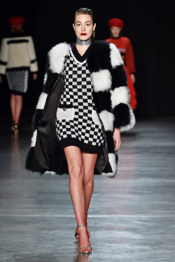 Fotoservizio/FW 18-19/WOMEN/DAIZY SHELY/DP2/2