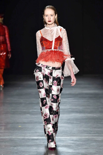 Fotoservizio/FW 18-19/WOMEN/DAIZY SHELY/DP2/7