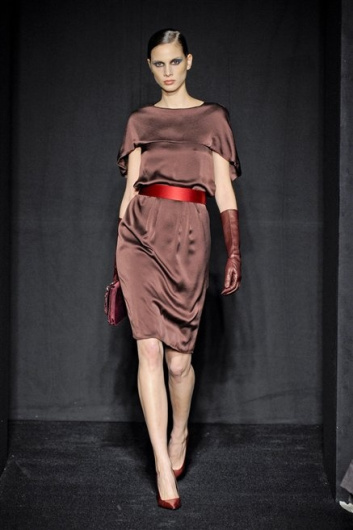 Fotoservizio/FW 2012-2013/WOMEN/MAURIZIO PECORARO/11