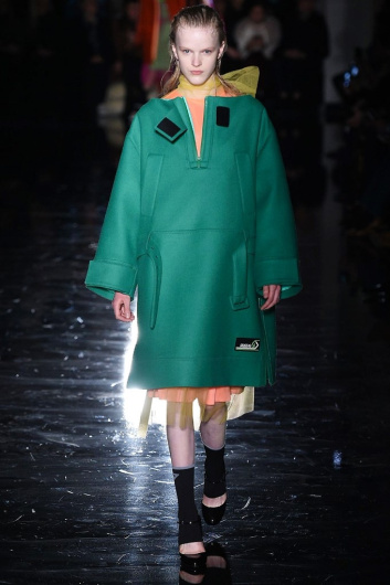 Fotoservizio/FW 18-19/WOMEN/PRADA/DP2/6