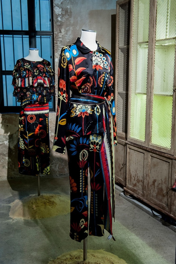 Fotoservizio/SS 2016/WOMEN/DONDUP/DP2/11