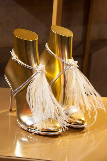 Fotoservizio/FW 18-19/WOMEN/CASADEI/DP2/8