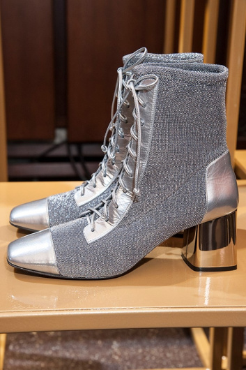 Fotoservizio/FW 18-19/WOMEN/CASADEI/DP2/28