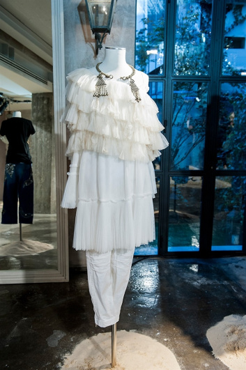 Fotoservizio/SS 2016/WOMEN/DONDUP/DP2/17