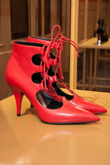 Fotoservizio/FW 18-19/WOMEN/CASADEI/DP2/21