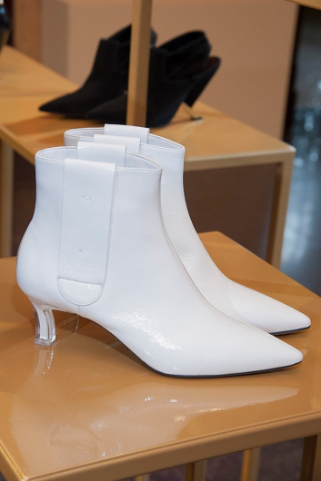 Fotoservizio/FW 18-19/WOMEN/CASADEI/DP2/34