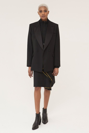 Fotoservizio/FW 18-19/WOMEN/DAMIR DOMA/DP2/4