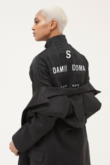 Fotoservizio/FW 18-19/WOMEN/DAMIR DOMA/DP2/5